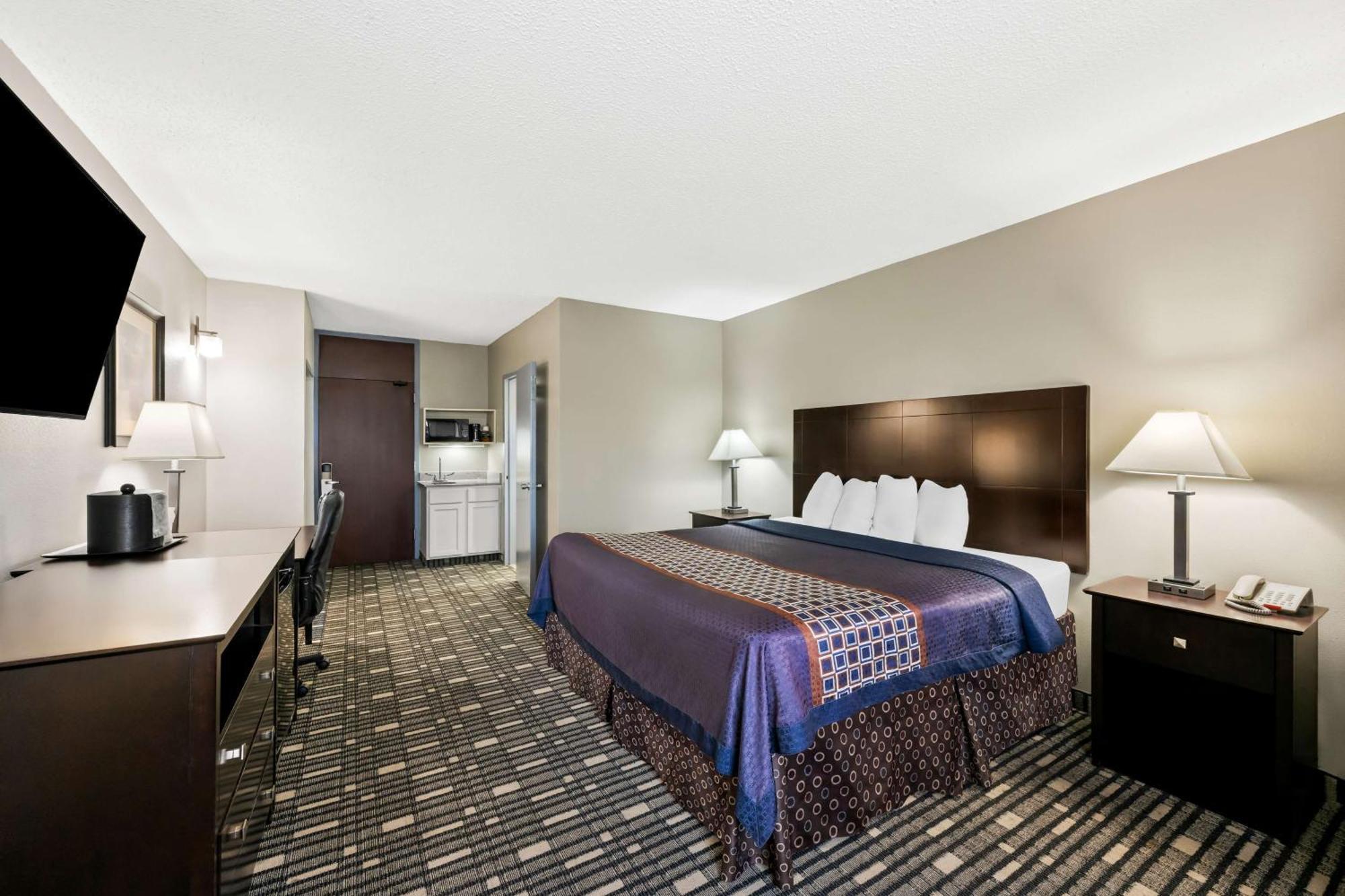 Surestay Plus Hotel By Best Western Lubbock Medical Center Exterior foto